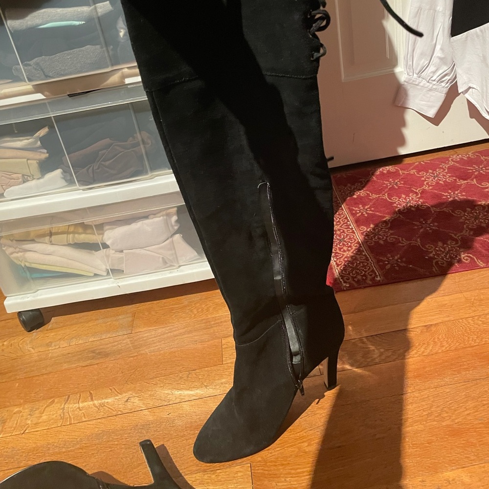 Over the knee heeled boots !